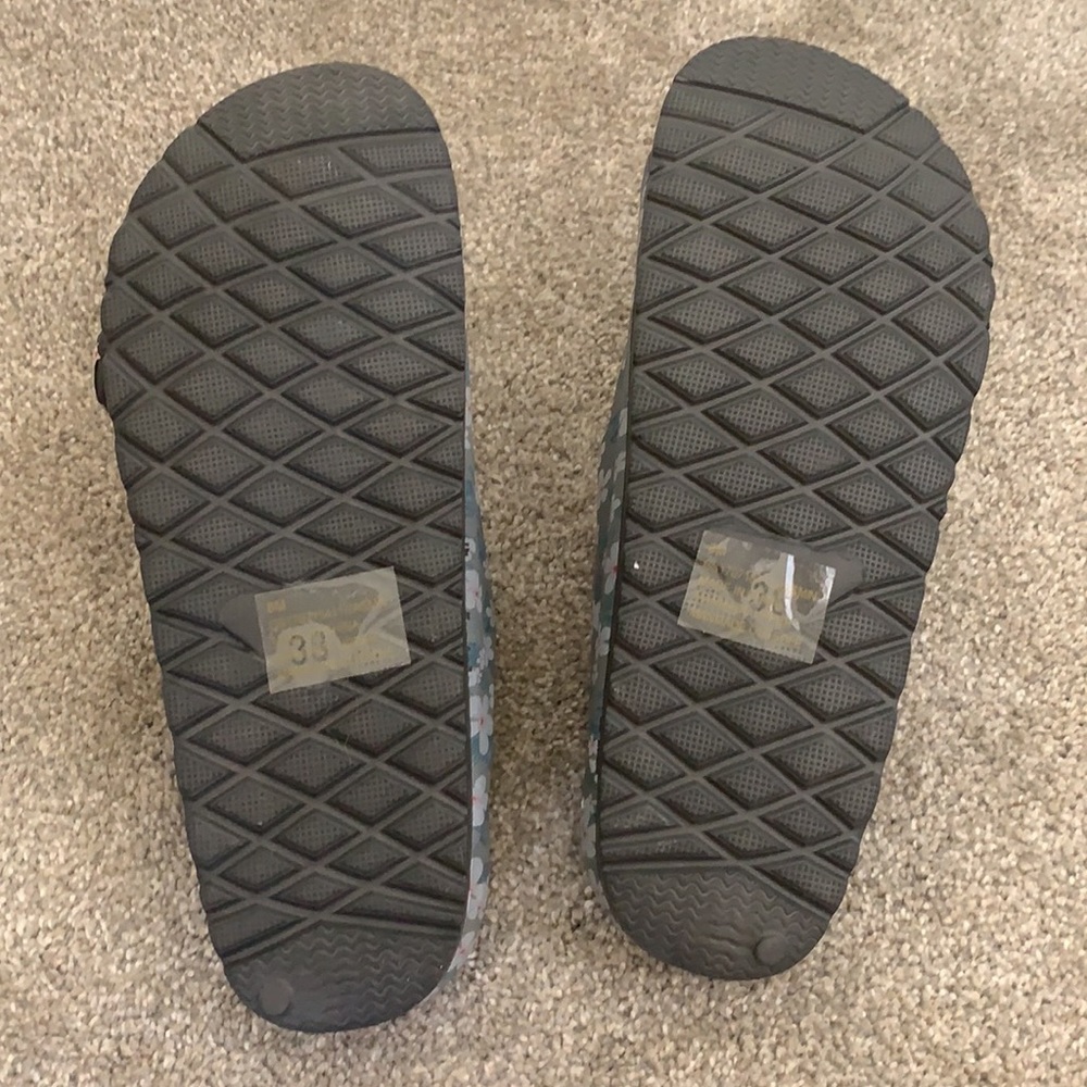 NWOT MIA sandals size 8 - Picture 3 of 3